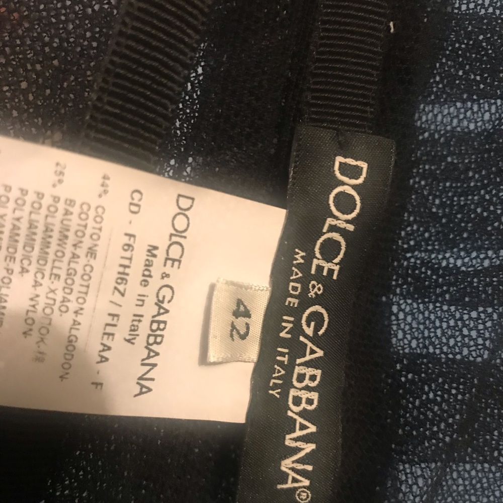$5,500 DOLCE & GABBANA BLACK RED ROSE RUCHED DRESS - Picture 6 of 11